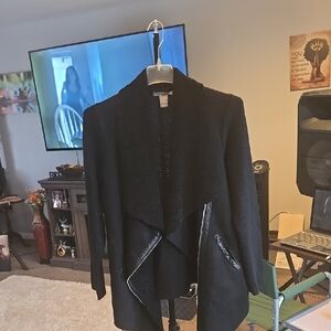 KM Black Knit Jacket with Faux Leather Trim.  ✨️ ⭐️ PRE LOVED ⭐️✨️ SIZE 1X. ⭐️